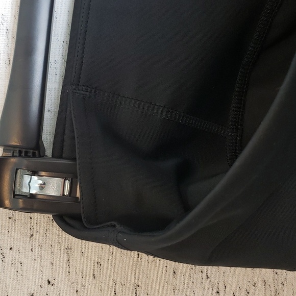 Adidas Capri Workout Leggings - Picture 5 of 6